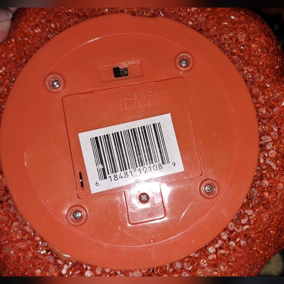 Battery Operated Jelly Material Jack O Lantern - Picture 6 of 6